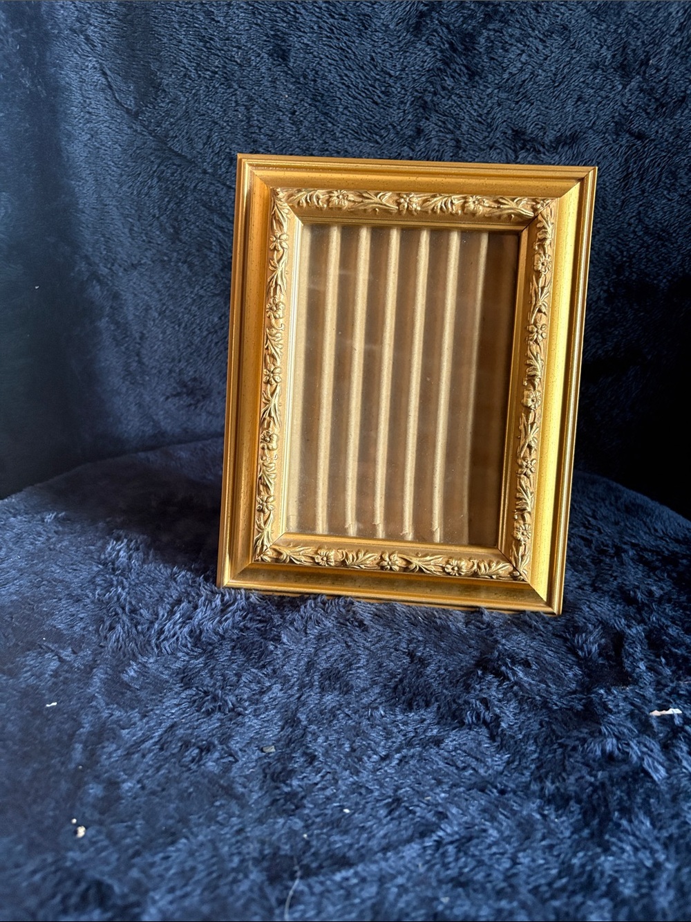 5x7 Gold Decorative Photo Frame - Classic Ornate Home Accents